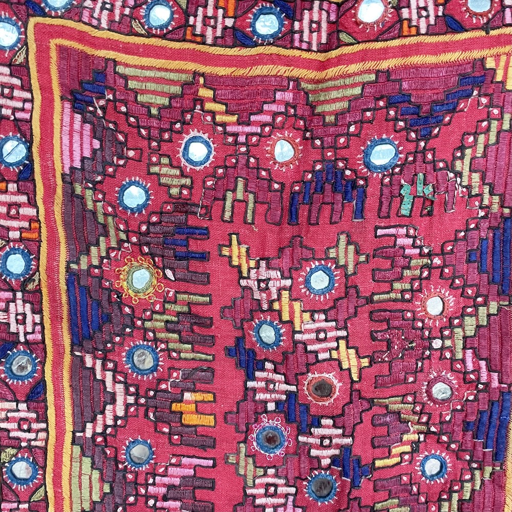 Set of Two Embroidered Cushion Covers - India - Image 2