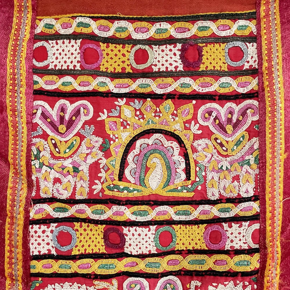 Set of Two Embroidered Cushion Covers - India - Image 3