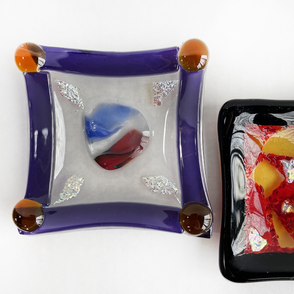 Set of 2 Small Fused Glass Ring Bowls - USA - Image 2